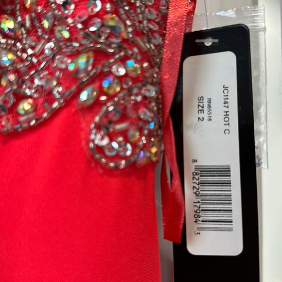 NEW-Joanna Chen New York, gorgeous evening gown. Woman size 2, hot pinkish color - Picture 16 of 16